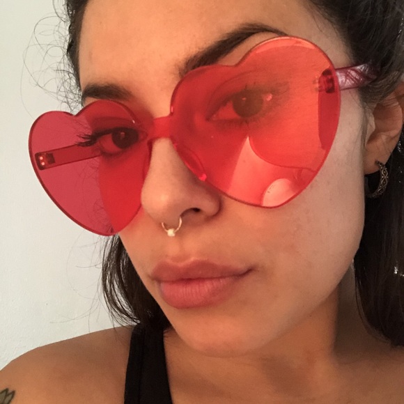 ❤️SOLD❤️Heart shades ❤️ - Picture 1 of 2